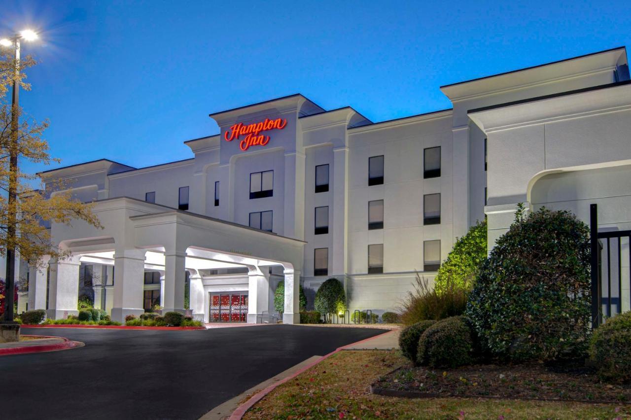 Hampton Inn Фейетвилл Экстерьер фото